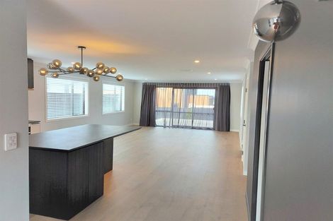 Photo of property in 9 Buddle Road, Paerata, 2124