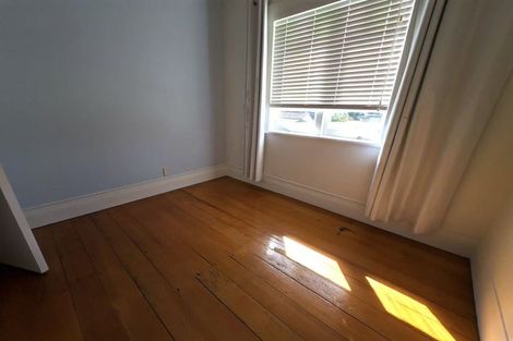 Photo of property in 189 Titirangi Road, Titirangi, Auckland, 0604