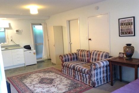 Photo of property in 1/3 Pohutukawa Avenue, Shelly Park, Auckland, 2014