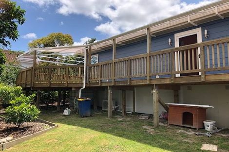 Photo of property in 17 Tree View Avenue, Glenfield, Auckland, 0629