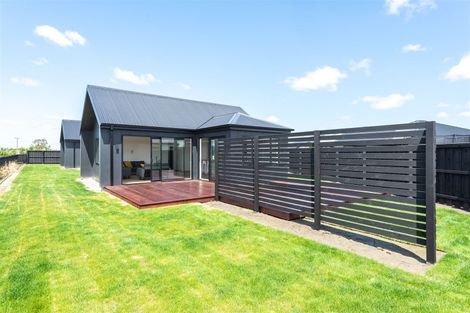 Photo of property in 23 Angus Place, Rangiora, 7400
