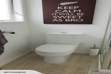 Photo of property in 1/58 Girrahween Drive, Totara Vale, Auckland, 0629