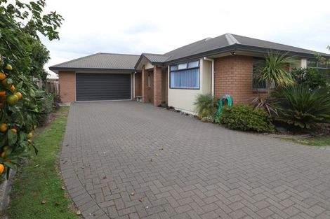 Photo of property in 16 Bouverie Crescent, Flagstaff, Hamilton, 3210