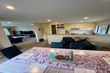 Photo of property in 3a Duncan Street, Tawa, Wellington, 5028