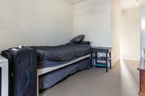 Photo of property in 1/41 Challen Close, Conifer Grove, Takanini, 2112