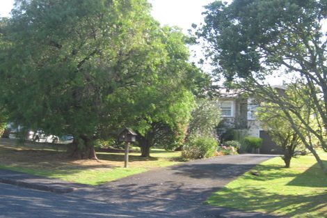 Photo of property in 6 Halberg Street, Glenfield, Auckland, 0629