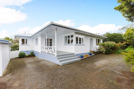 Photo of property in 15 Albert Street, Papakura, 2110