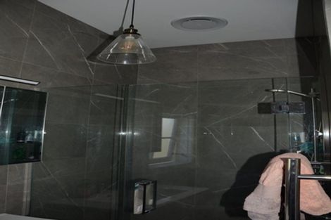 Photo of property in 15 Portland Crescent, Thorndon, Wellington, 6011