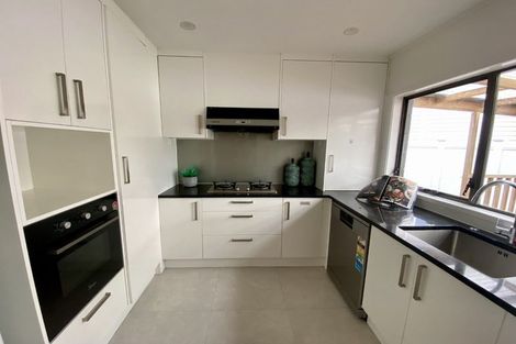 Photo of property in 40 Tudor Road, Henderson, Auckland, 0610