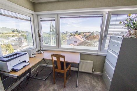 Photo of property in 11 Fillis Street, New Plymouth, 4310