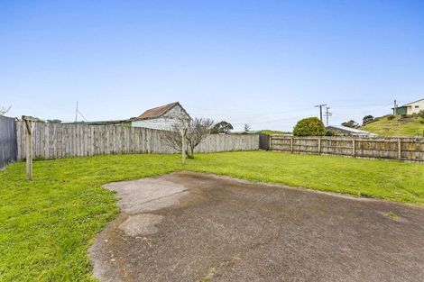 Photo of property in 5 Oxford Street, Patea, 4520