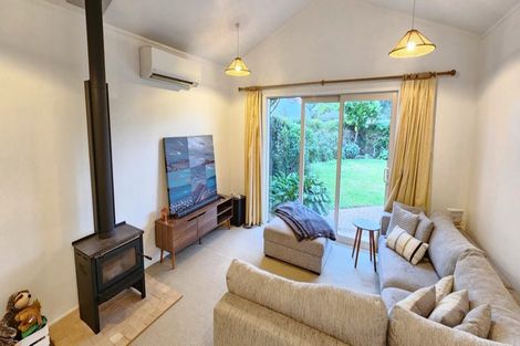 Photo of property in 18a Russell Drive, Oakura, 4314