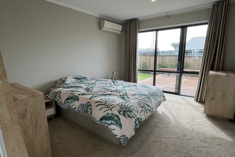 Photo of property in 2 Makaka Lane, Silverdale, 0932