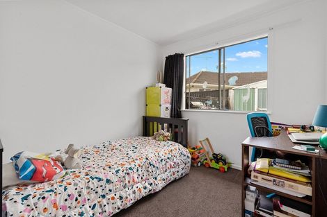 Photo of property in 1/29 Ludlow Terrace, Totara Vale, Auckland, 0627