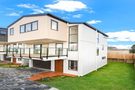 Photo of property in 21f Laura Street, Kelston, Auckland, 0602