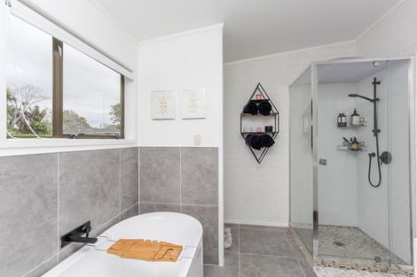 Photo of property in 14b Mace Street, Waitara, 4320