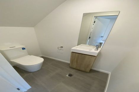 Photo of property in 35a Crestview Rise, Papakura, 2110