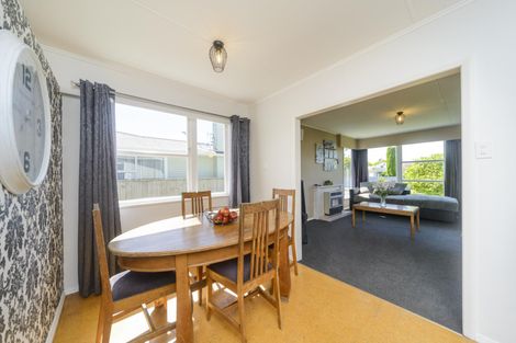 Photo of property in 43 Sutherland Crescent, Westbrook, Palmerston North, 4412