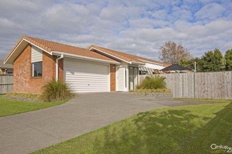 Photo of property in 14 Mirabell Place, Golflands, Auckland, 2013