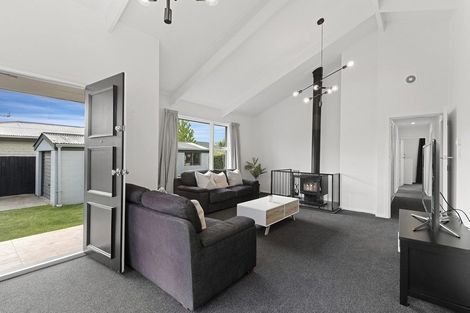 Photo of property in 43b Cullahill Street, Harewood, Christchurch, 8051