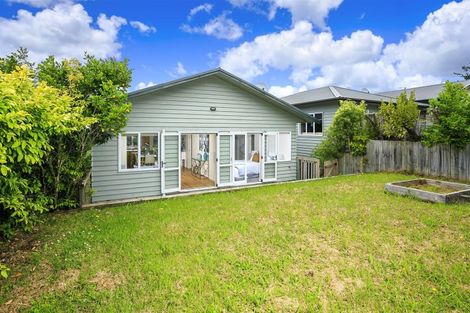 Photo of property in 1/61 The Avenue, Albany, Auckland, 0632