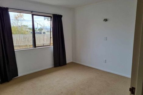Photo of property in 17 Lee Road, Hannahs Bay, Rotorua, 3010