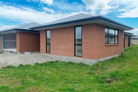 Photo of property in 23 Claremont Crescent, Amberley, 7410