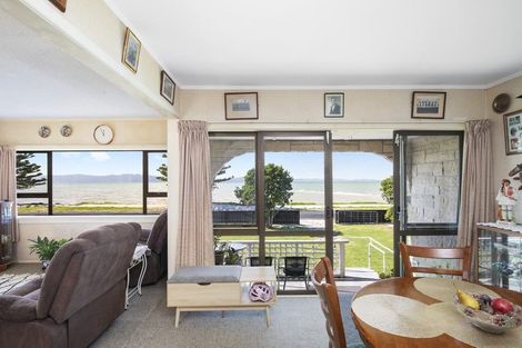 Photo of property in 899 East Coast Road, Kaiaua, Pokeno, 2473