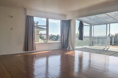 Photo of property in 76 Manuka Road, Glenfield, Auckland, 0629