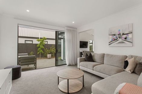 Photo of property in 52 Manakura Street, Russley, Christchurch, 8042