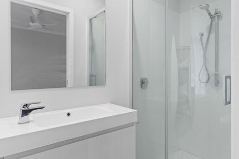 Photo of property in 2/25 Thackeray Street, Hamilton Lake, Hamilton, 3204