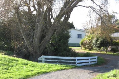 Photo of property in 1b Aotaki Street, Otaki, 5512