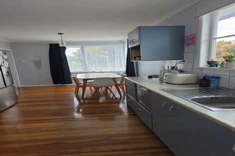 Photo of property in 2 Plimsoll Street, Carterton, 5713