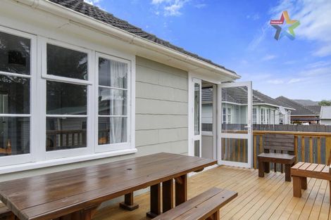Photo of property in 25 Fleet Street, Naenae, Lower Hutt, 5011