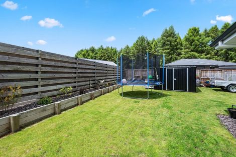 Photo of property in 5 Larches Lane, Kinloch, Taupo, 3377