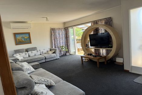 Photo of property in 42 Beeston Crescent, Manurewa, Auckland, 2102