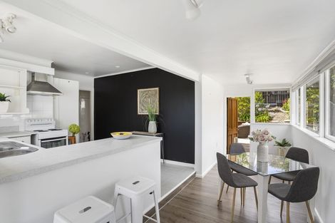 Photo of property in 1/40 Carlisle Road, Browns Bay, Auckland, 0630