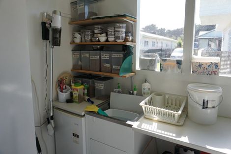 Photo of property in 16 Dewe Terrace, Foxton Beach, Foxton, 4815