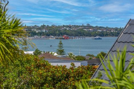 Photo of property in 32c Devon Road, Bucklands Beach, Auckland, 2012