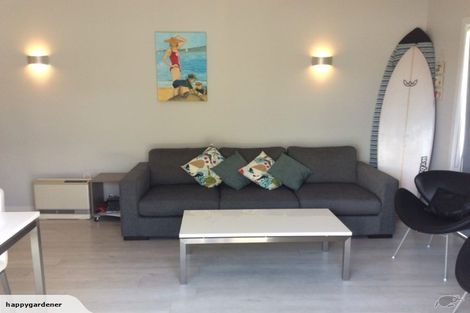 Photo of property in 15 Old Lake Road, Narrow Neck, Auckland, 0624