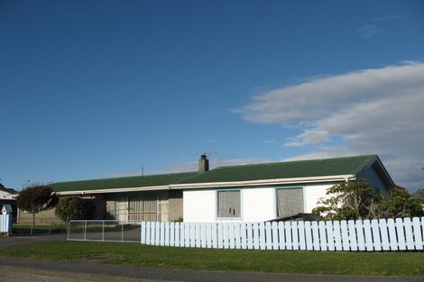 Photo of property in 18 Rolleston Street, Hokitika, 7810