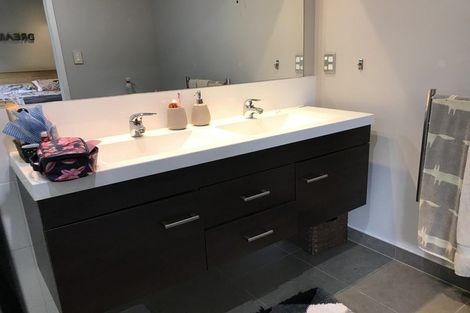 Photo of property in 12 Raddington Way, Huntington, Hamilton, 3210