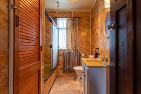 Photo of property in 43 Alma Street, Dannevirke, 4930