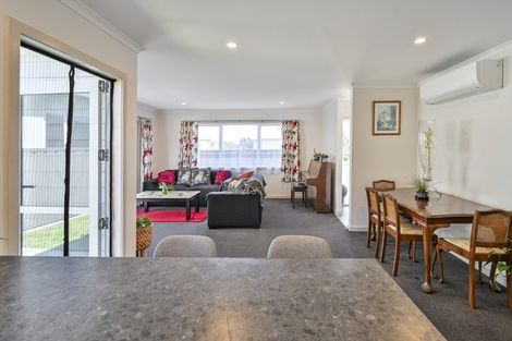 Photo of property in 1a Amanda Place, Mayfair, Hastings, 4122