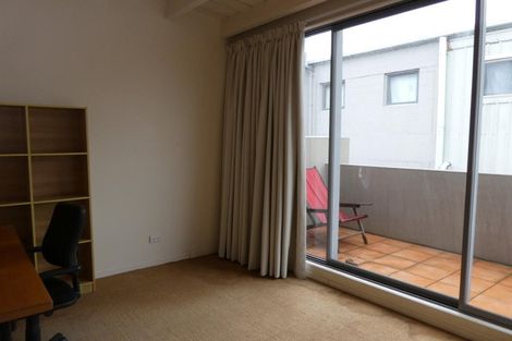 Photo of property in Hannahs Warehouse Apartments, 6/13 Leeds Street, Te Aro, Wellington, 6011