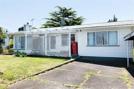 Photo of property in 23 Titirangi Road, New Lynn, Auckland, 0600