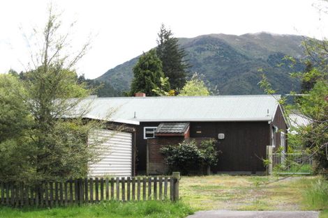 Photo of property in 30 Harrogate Street, Hanmer Springs, 7334