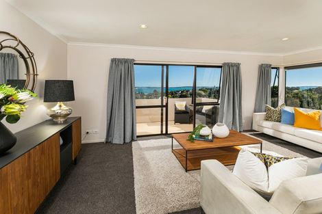 Photo of property in 1/10a Toroa Street, Torbay, Auckland, 0630