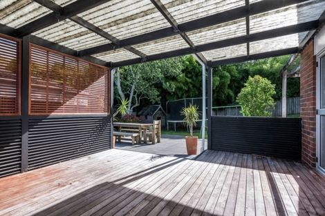 Photo of property in 14 Judkins Crescent, Cockle Bay, Auckland, 2014