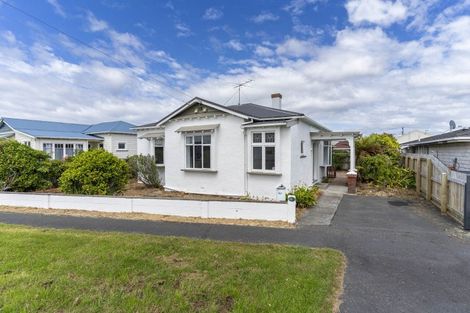 Photo of property in 20 Royal Crescent, Saint Kilda, Dunedin, 9012